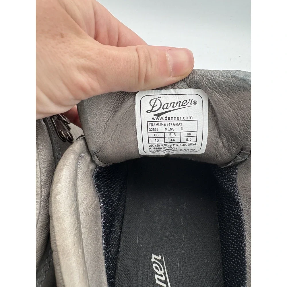 Danner Tramline 917 Boots Mens Size 10 Gray Leather GORE-TEX Waterproof Vibram